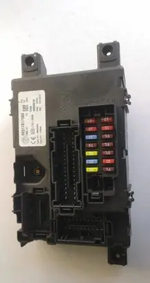 Fiat Grande Punto High voltage junction box 00517817580
