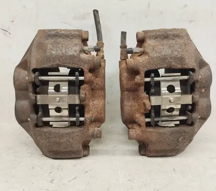 Mercedes-Benz S W140 Front brake caliper 0004209083 0004209183 0004208483