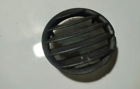 Opel Combo C Dash center air vent grill