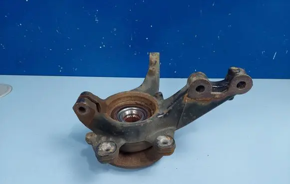Peugeot 2008 II Front wheel hub 9826532480