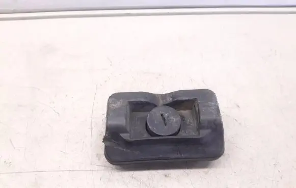 Mercedes-Benz SLK R171 Jacking socket point 