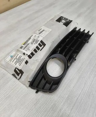 Audi A4 S4 B6 8E 8H Front bumper lower grill 8E0807682 AD07013GARN 13342712