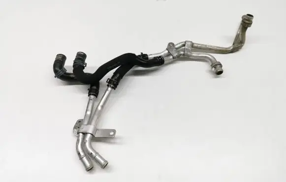 Volkswagen Touareg III Engine coolant pipe/hose 4M0121485CP