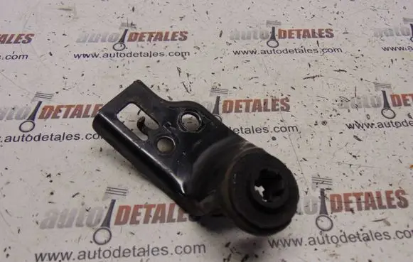 Toyota Avensis T250 Radiator mount bracket