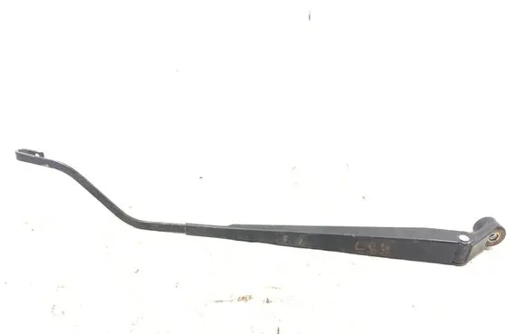 Suzuki Swift I Front wiper blade arm