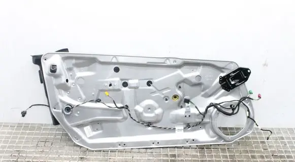 Mercedes-Benz C W204 Front door electric window regulator 40151188B