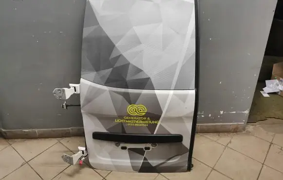 Hyundai Lantra II Rear door