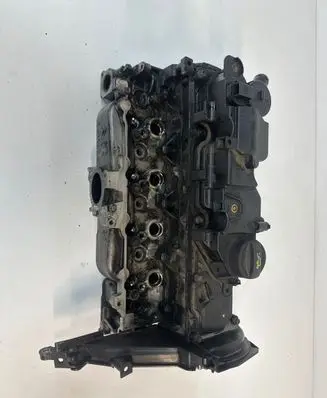 Peugeot 308 Other cylinder head part 
