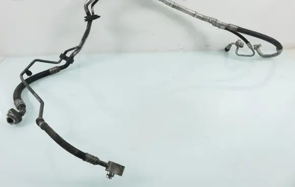 Porsche Cayenne (92A) Air conditioning (A/C) pipe/hose 7P5820741AT