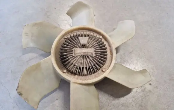 Mitsubishi L200 Viscous fan 1320A015