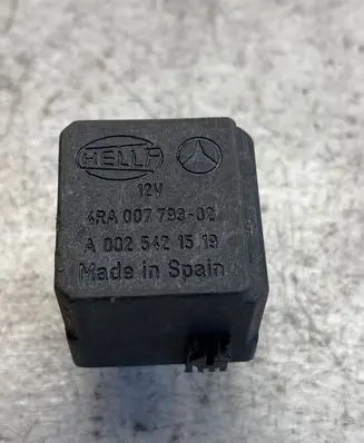 Mercedes-Benz E W211 Other relay A0025421519