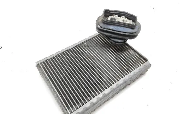 Air conditioning (A/C) radiator (interior)