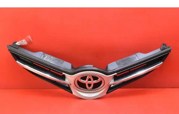 Toyota Auris 150 Front grill 5311402260