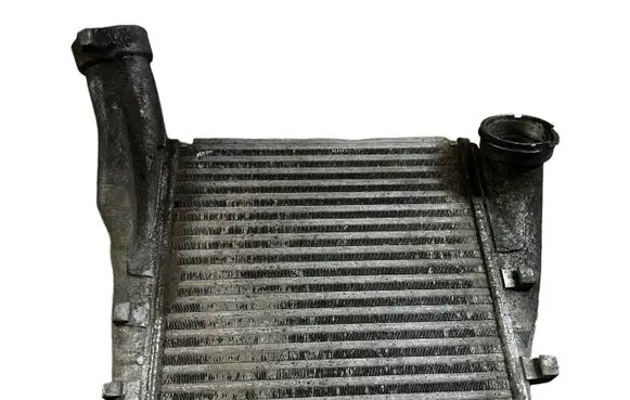 Porsche Cayenne (9PA) Intercooler radiator 7L5145803C