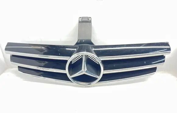 Mercedes-Benz CLK A209 C209 Front grill A2098800123