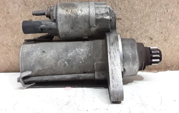 Volkswagen Golf VI Starter motor OAM911023B
