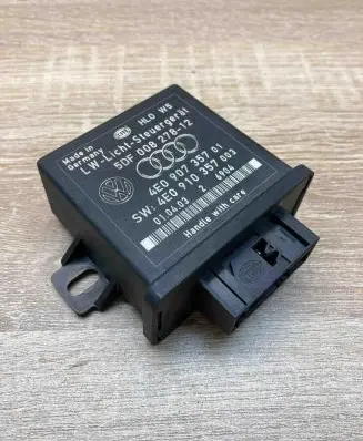 Audi A8 S8 D3 4E Light module LCM 4E0907357 4E0910357 5DF00827812