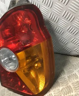 Hyundai Terracan Rear/tail lights