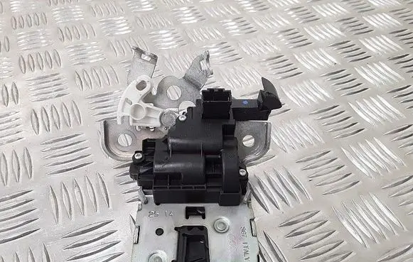 Audi A3 S3 8V Tailgate/trunk/boot lock/catch/latch 4H0827505A