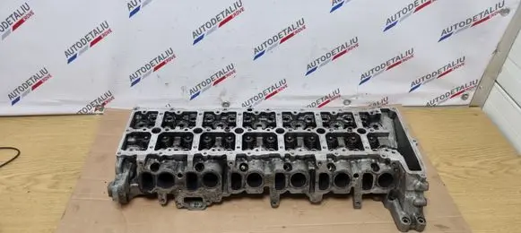 BMW 3 F30 F35 F31 Engine head 7812929