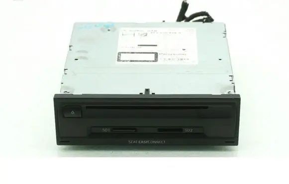 Seat Leon (5F) Radio/CD/DVD/GPS head unit 5F0035858A