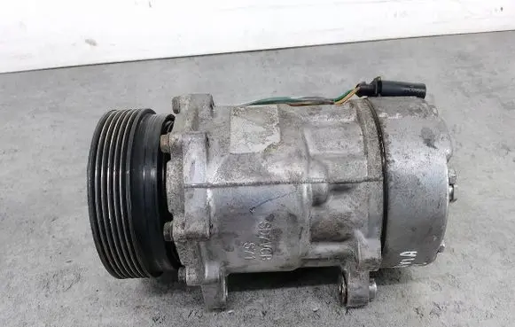 Skoda Octavia Mk1 (1U) Air conditioning (A/C) compressor (pump) SD7VCB