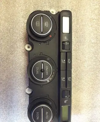 Volkswagen PASSAT B6 Climate control unit