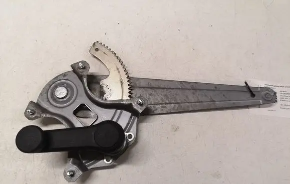Hyundai i20 (PB PBT) Rear door manual window regulator