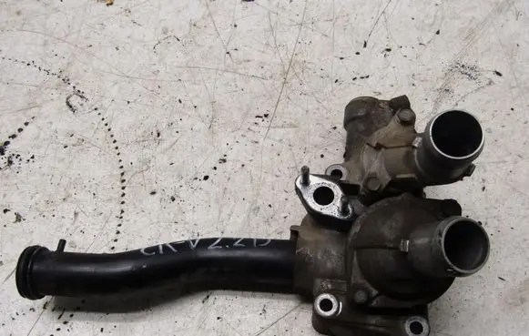 Honda CR-V Thermostat housing 