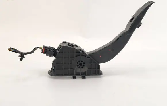 Ford S-MAX Accelerator throttle pedal 9F836CT8UC