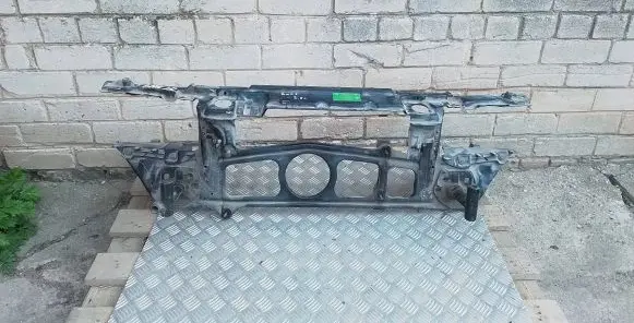 BMW 5 E39 Radiator support slam panel