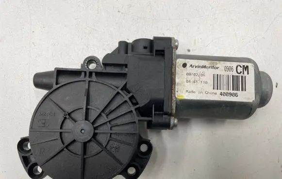 Hyundai Santa Fe Front door window regulator motor 400906 0441T10 0906