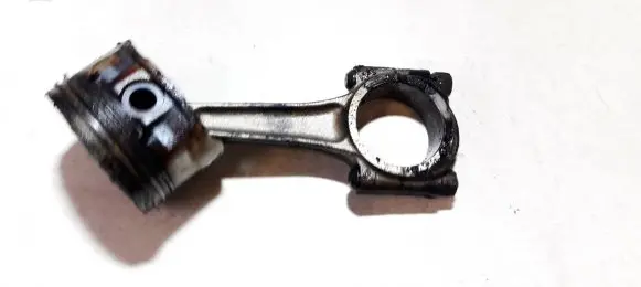Citroen C3 Piston with connecting rod