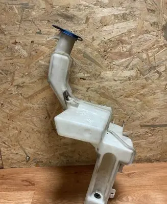 Volkswagen PASSAT B6 Windshield washer fluid reservoir/tank 3C0955453