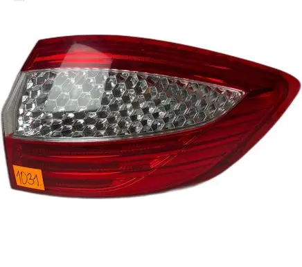 Ford Mondeo MK IV Rear/tail lights 7S7113404B