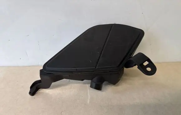BMW 7 G11 G12 Intake resonator 8612084 8575039