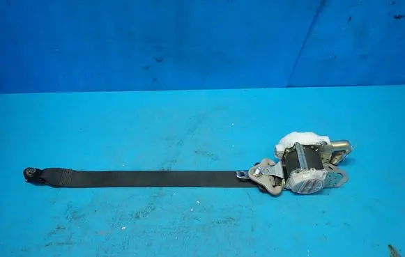 Suzuki Swift II Front seatbelt 8494069L0 7P2750P 0539121