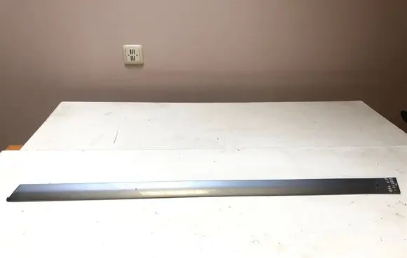 Rear door trim (molding)