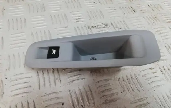 Peugeot 308 Electric window control switch