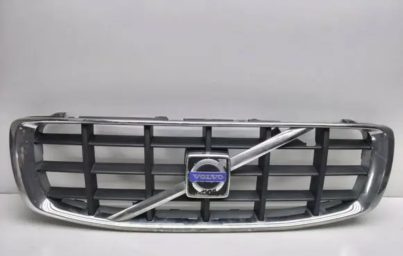 Volvo XC70 Front bumper upper radiator grill 30678682