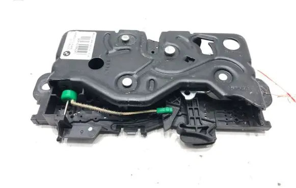 BMW 5 G30 G31 G38 Tailgate exterior lock 16367210