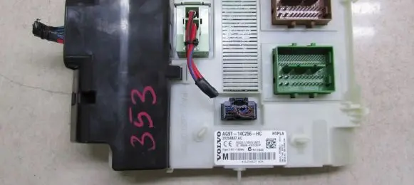 Volvo XC60 Fuse module 31254837