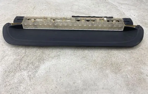 BMW 3 E46 Third/center stoplight 8386964 6909773