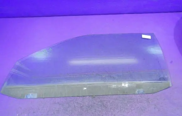 Seat Ibiza II (6k) Front door window glass four-door