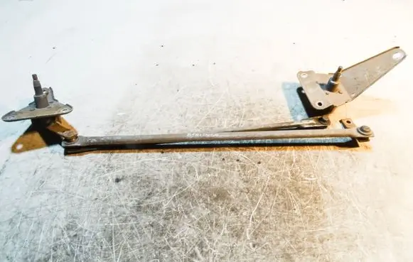 Front wiper linkage