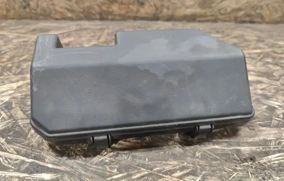Acura ZDX Fuse box cover 669121500113