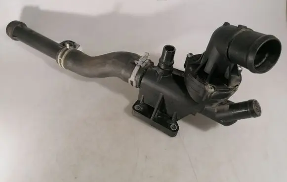 Thermostat/thermostat housing