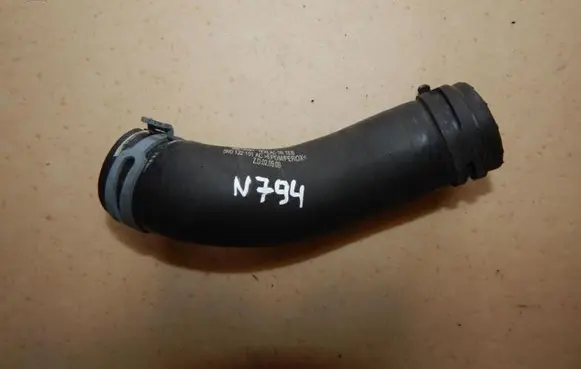 Volkswagen Tiguan Engine coolant pipe/hose 5N0122101AC