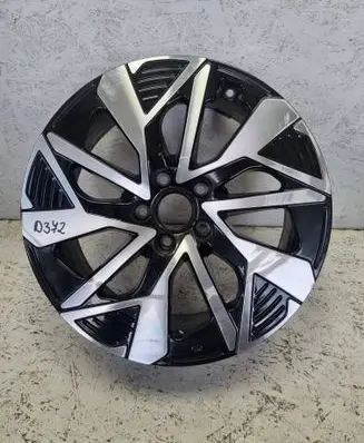 Toyota bZ4X R18 alloy rim pw45742004