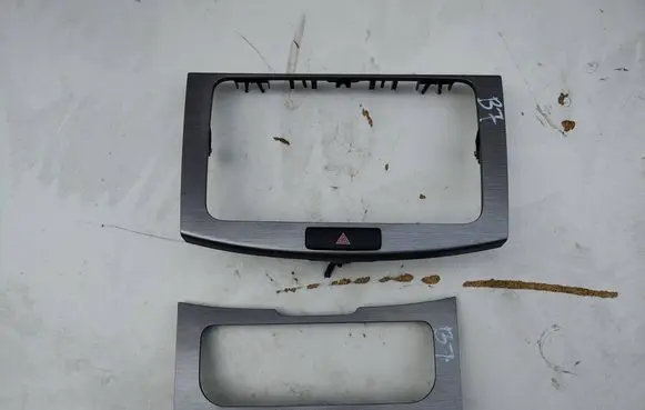 Volkswagen PASSAT B7 Panel trim 